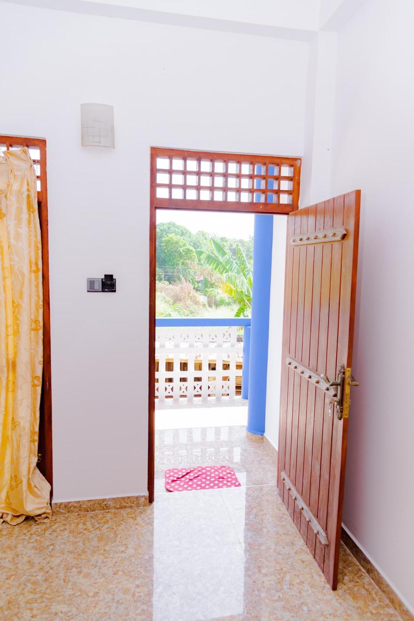 Hotel Charith Guest à Tangalle Chambre photo
